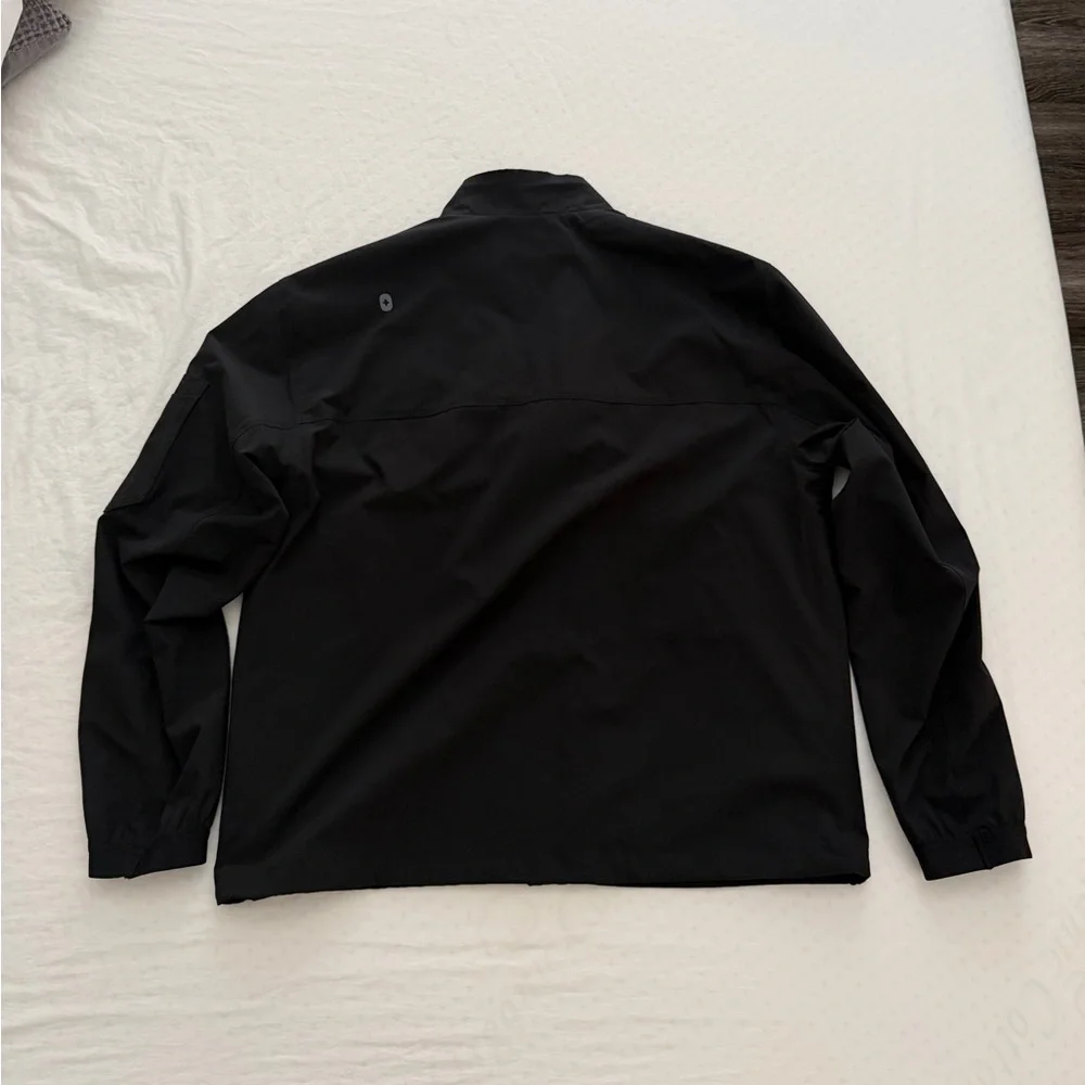 Figs Women’s Black Jacket - Picture 4 of 5